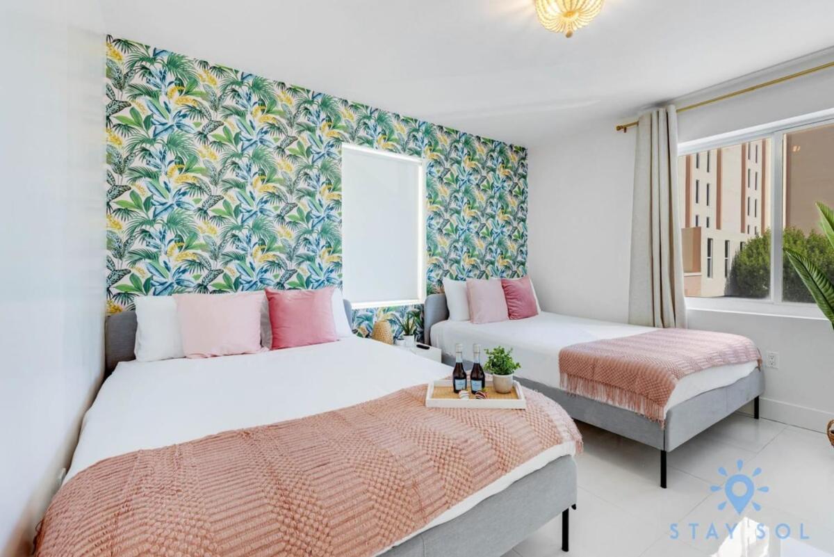 Free Parking, Bay View, Pool, Step To Beach Hollywood Zewnętrze zdjęcie